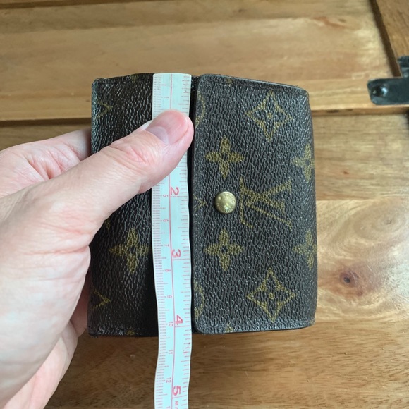 Authentic Louis Vuitton Wallet - Picture 15 of 16